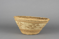 Karuk%20artist%2C%20%3Cb%3E%3Ci%3E%20Basket%3C%2Fi%3E%3C%2Fb%3E%2C%20ca.%201940%2C%20spruce%20root%20and%20beargrass%2C%20Museum%20Purchase%3A%20Helen%20Thurston%20Ayer%20Fund%2C%20no%20known%20copyright%20restrictions%2C%2040.35.7